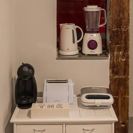Ideial Apartment *
